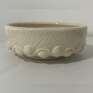 Vtg McCoy 1940's Retro Wave Ivory Shallow Bulb Planter Bowl 8” X 3”